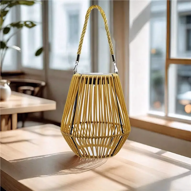 décoration extérieure avec lanternes solaires