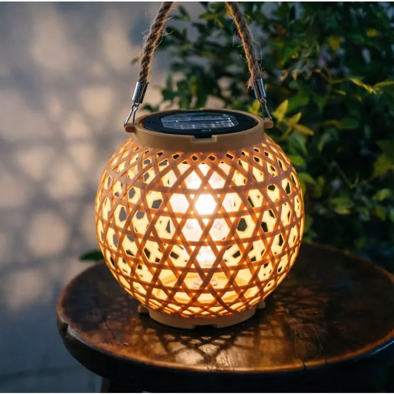 lampe extérieure en rotin imitation