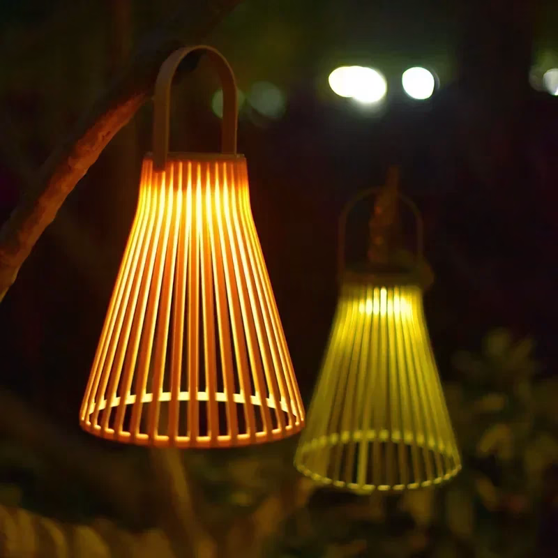 lampe en rotin maison de la lanterne