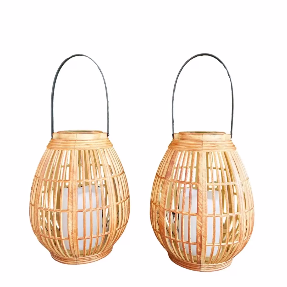 lumière extérieure en rotin durable
