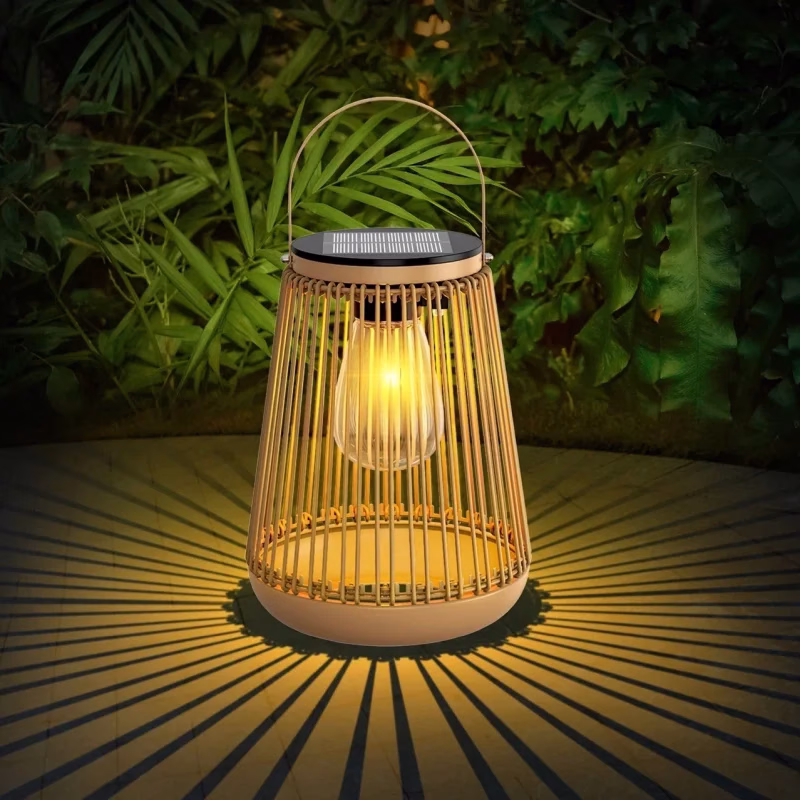 lanterne suspendue solaire en bambou et rotin